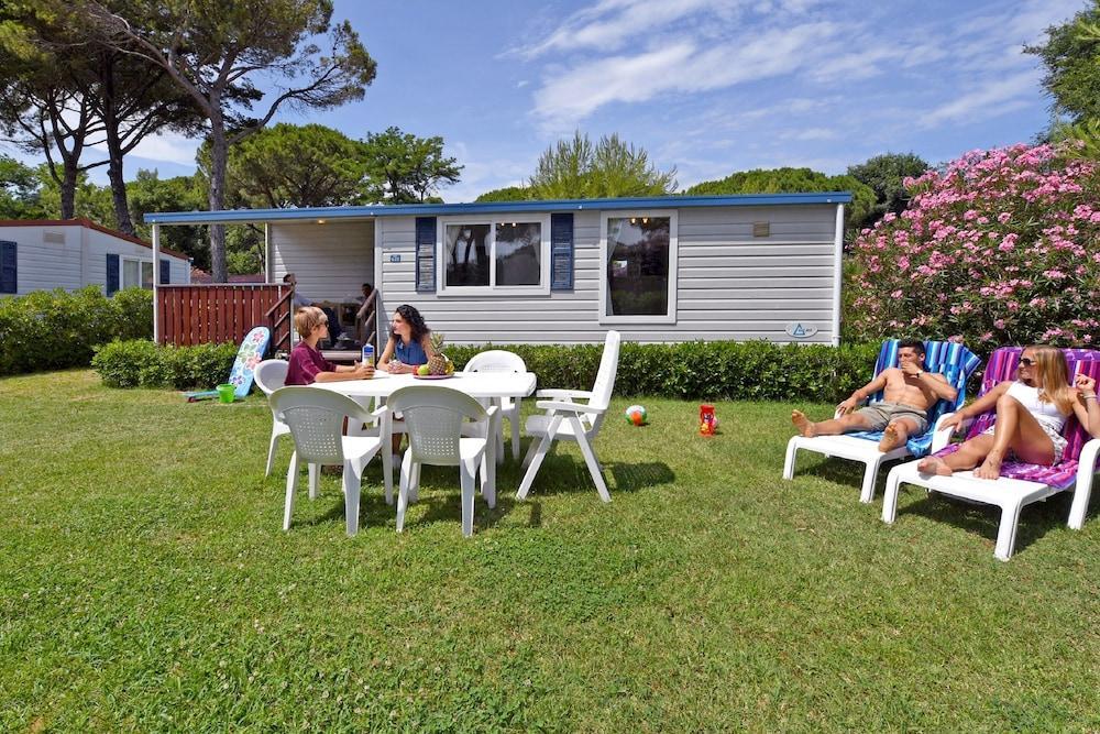 Camping Village Pino Mare Lignano Sabbiadoro Extérieur photo