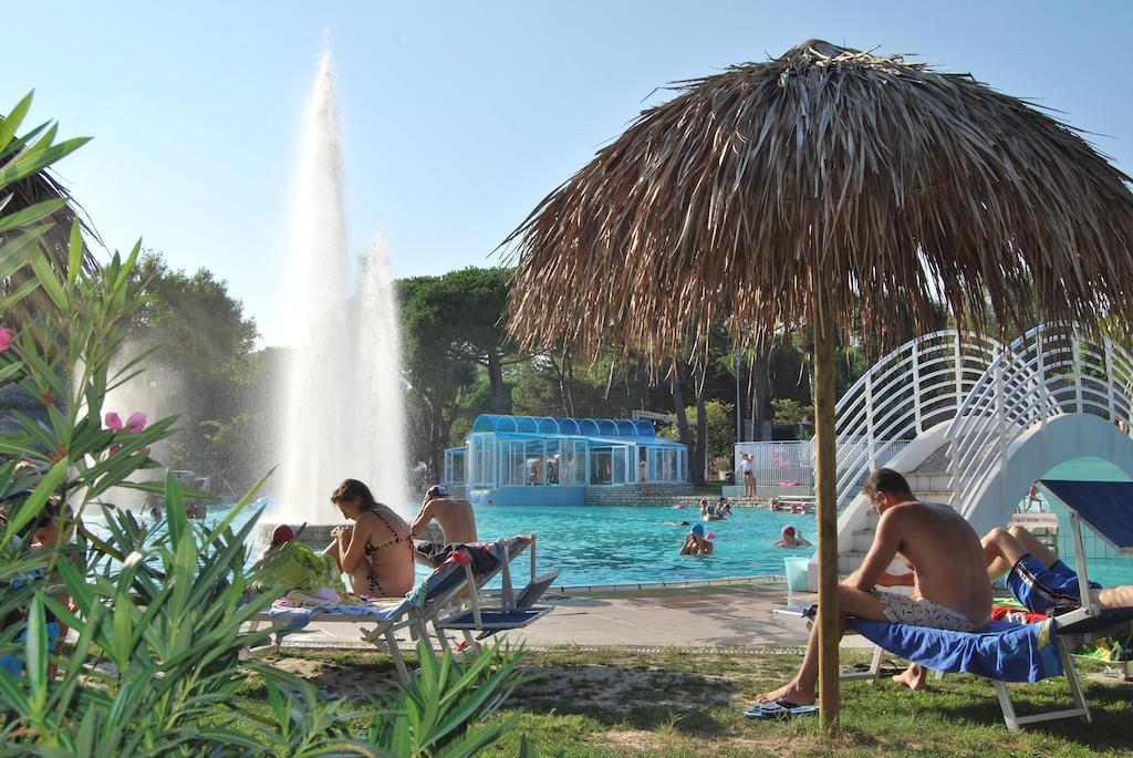 Camping Village Pino Mare Lignano Sabbiadoro Extérieur photo